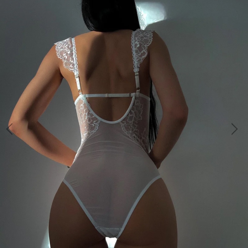 Ruffle Bodysuit White small